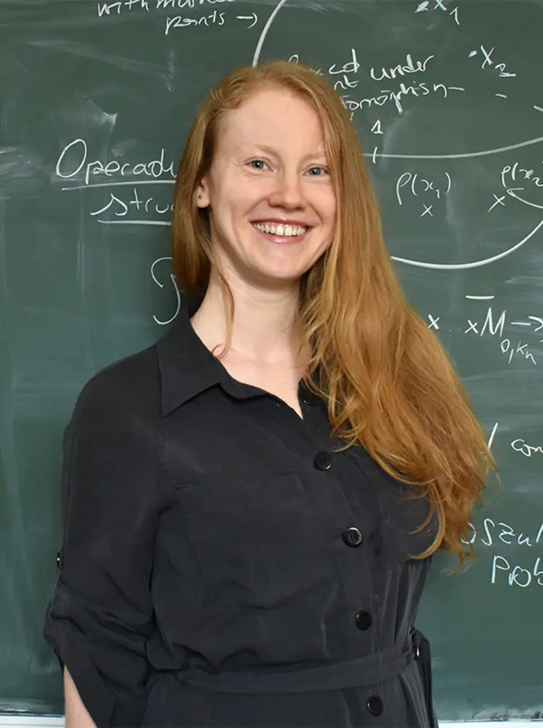 Portrait of Noémie Combe