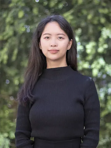 Portrait of Thu Hien (Hisha) Nguyen