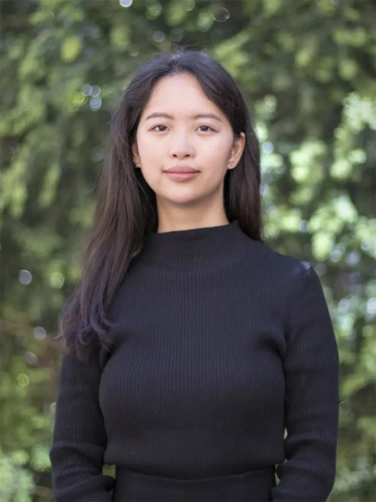 Portrait of Thu Hien (Hisha) Nguyen