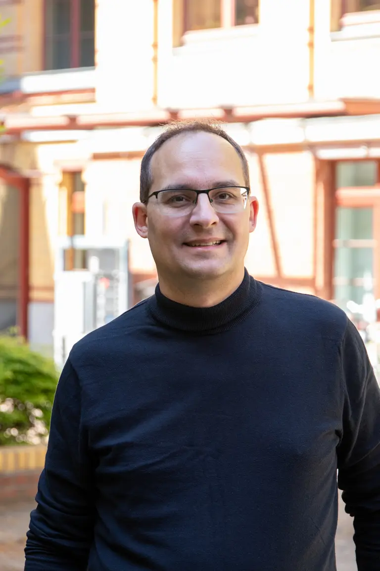 Porträt von Dan Kráľ