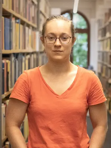 Portrait of Libby Taylor